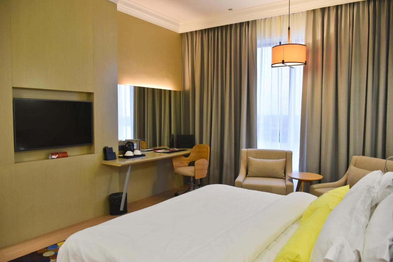 Ucsi Hotel 4*